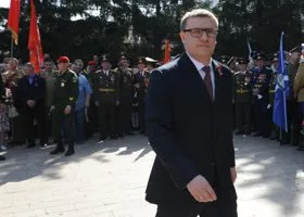 Губернатор Текслер поздравил жителей Челябинской области с Днем Победы
