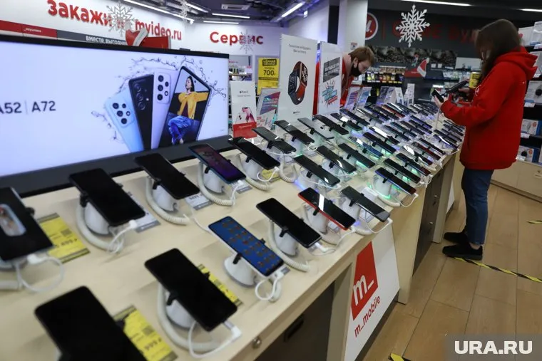 Смартфон купить можно, но по новой более дорогой цене