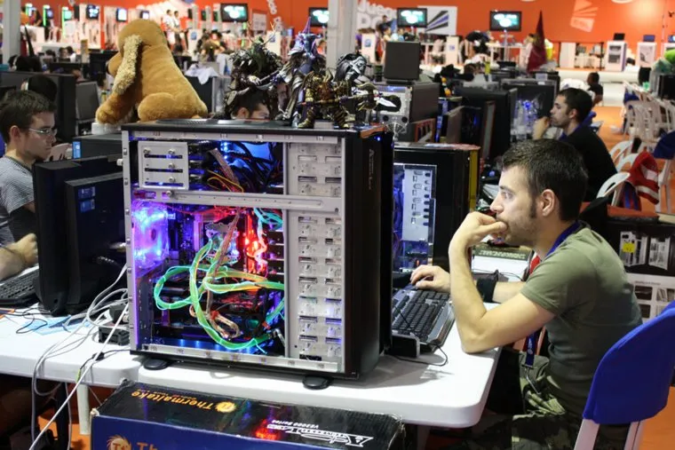 Открытая лицензия на 04.08.2015. Геймер., компьютер, gamer, геймер, компьютерные игры