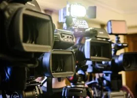 Скандал из-за нападения на югорских журналистов дошел до Бастрыкина