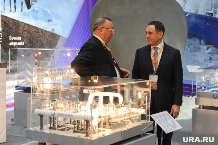 Валерий Бондаренко (справа) расскажет в Кремле о совместном предприятии с Николаем Токаревым