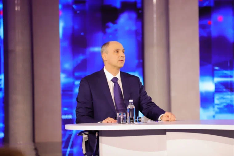 Денис Паслер высказал мнение о том, что отказываться от СИМ полностью не имеет смысла