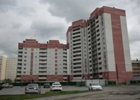 Моор погасил скандал с дольщиками «пизанской башни» в Тюмени