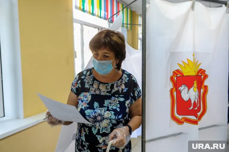 В бюллетене жителей Троицкого района будет на двух кандидатов меньше