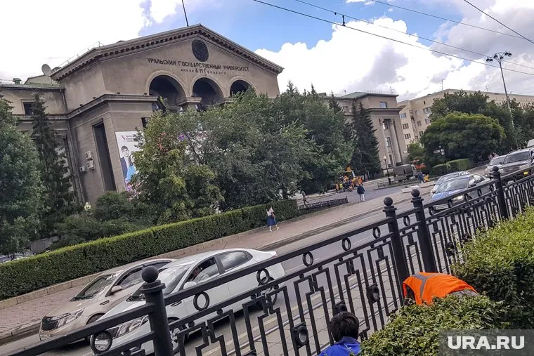 Студентов-гуманитариев перевели на дистанционное обучение