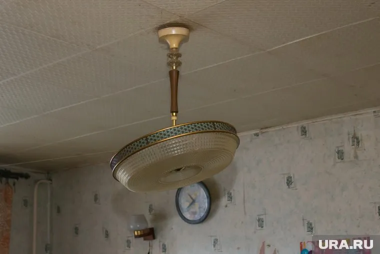 По непонятным причинам долг за свет составил 70 тысяч рублей