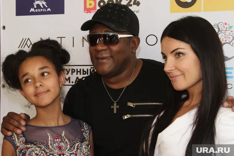 Дочь Пьера Нарцисса готова общаться с братом