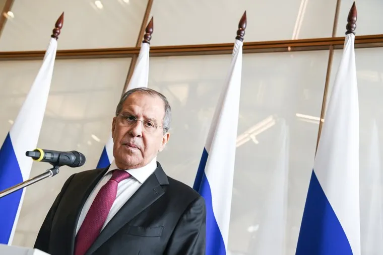 Пресс-подход к главе МИД РФ Сергею Лаврову в штаб-квартире РМК. Екатеринбург