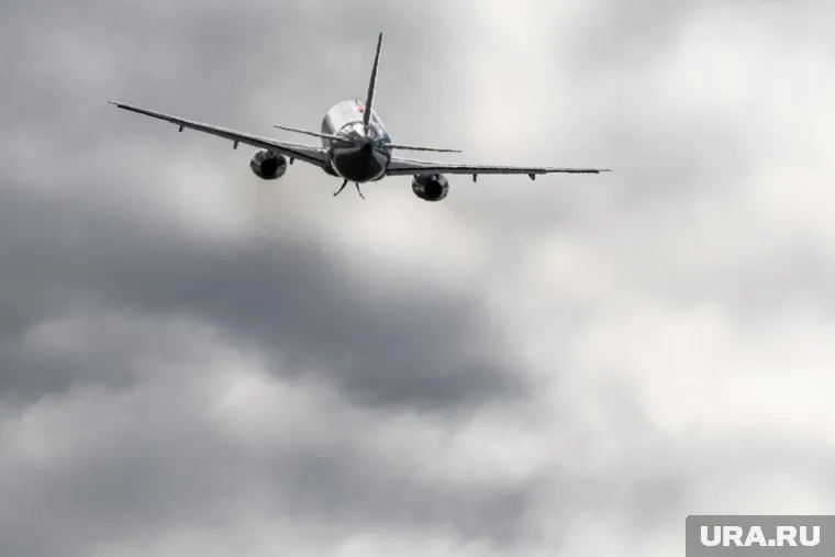 В Подмосковье упал Sukhoi Superjet-100, погибло три члена экипажа