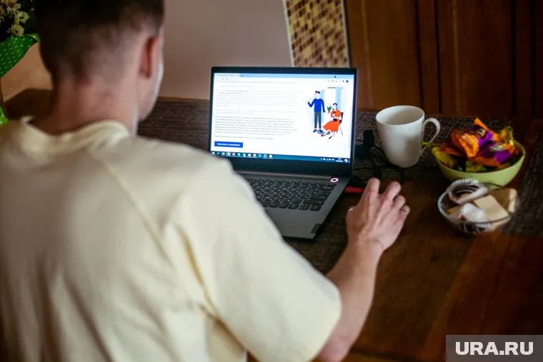 Свердловские школьники будут пользоваться отечественной платформой «Сферум»