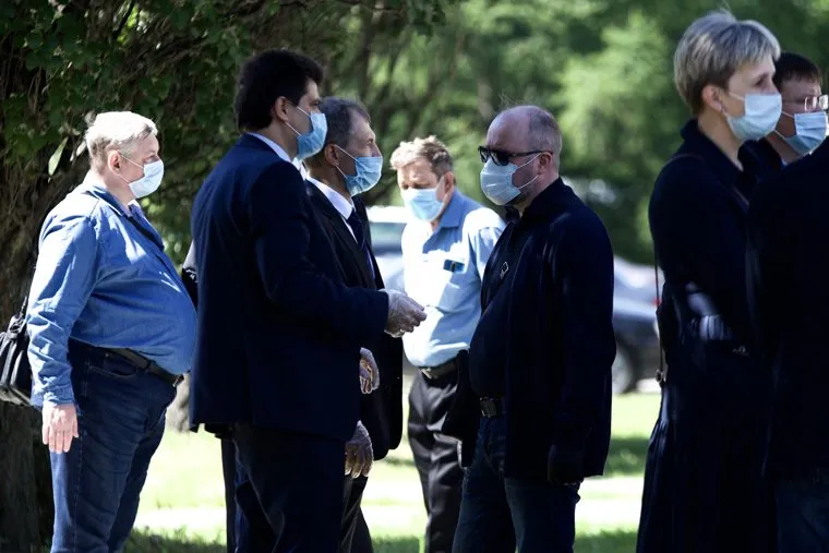 Похороны Елены Дерягиной. Екатеринбург 