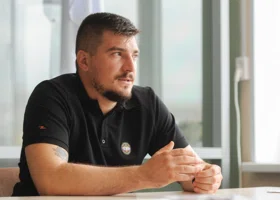 Депутат ЗСО Рожков провел урок мужества для челябинских школьников и студентов