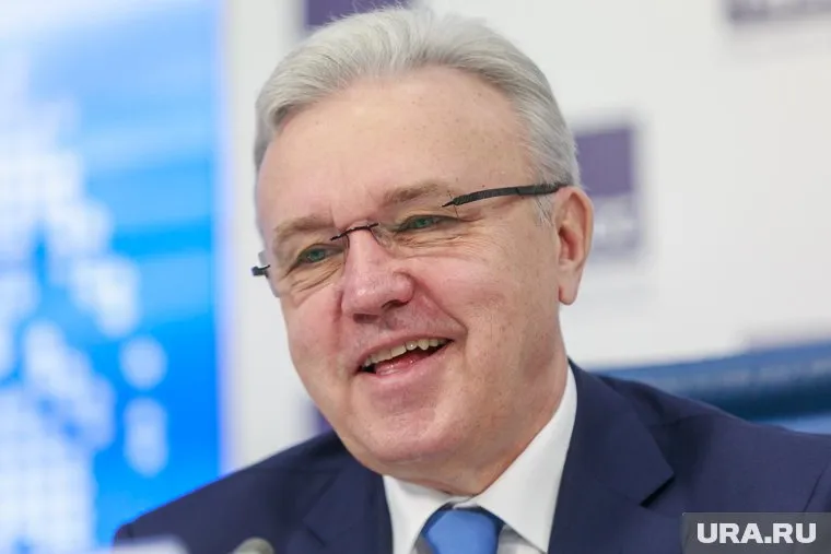 За свою политическую карьеру Александр Усс ни разу не покидал Красноярский край