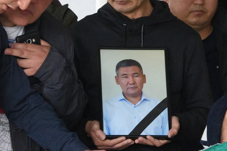 Прощание с Камчыбеком Каримовым. Екатеринбург