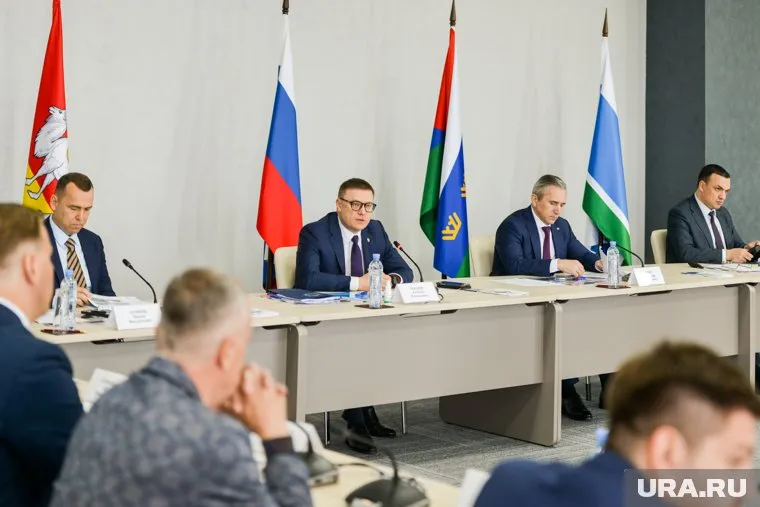 Губернатор Алексей Текслер анонсировал появление скоростного поезда в 2022 году