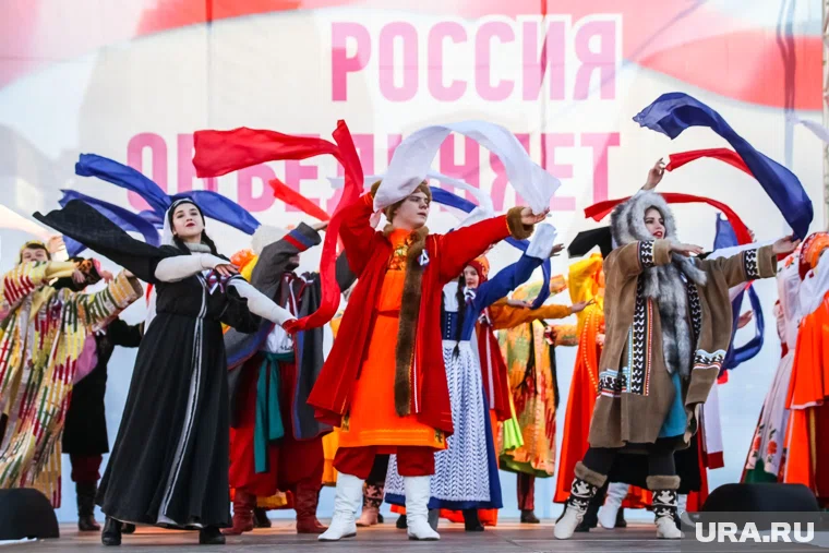 Концерт «В единстве народа — единство России!» состоится в КДЦ «Октябрь»