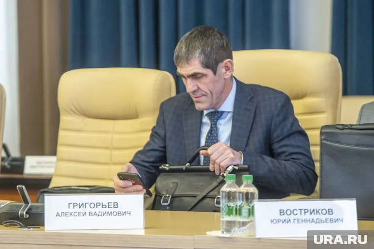 Против назначения Алексея Григорьева директором СОШ №4 выступали родители учащихся