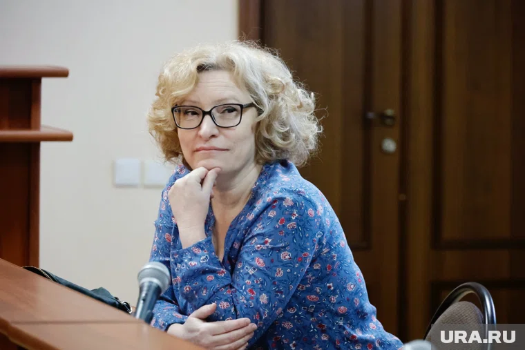 Елена Камшилова, находясь под домашним арестом, ездила в больницу на лечение