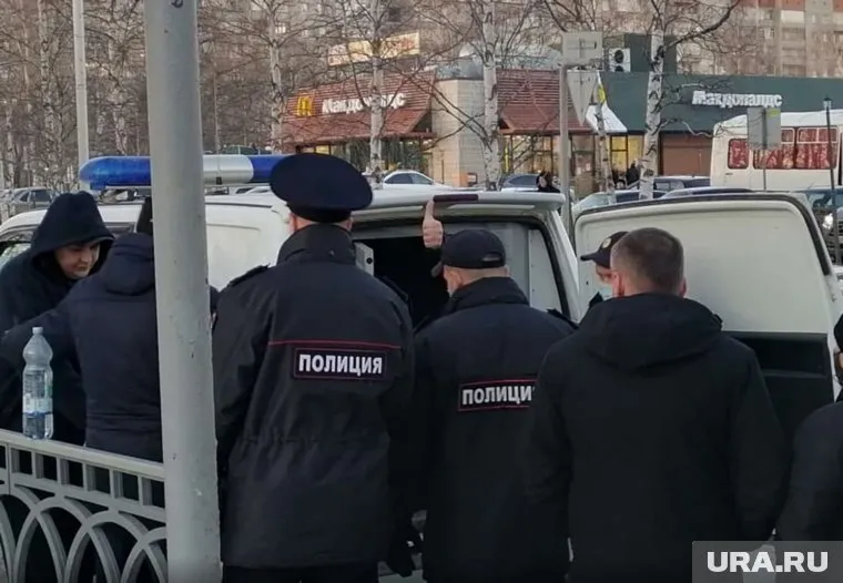 Известно минимум о двоих задержанных