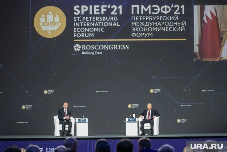 Владимир Путин ответил на вопросы журналистов на ПМЭФ