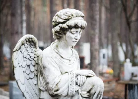 Как хоронили авторитетных врачей в Екатеринбурге