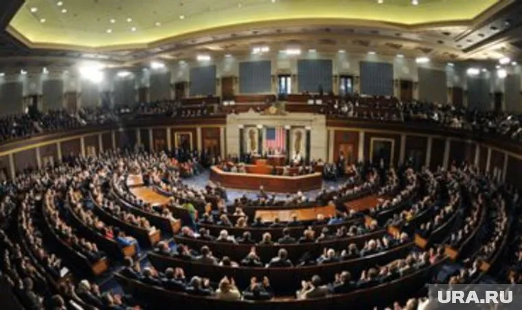 Сенаторы предлагают наложить санкции на российских политиков и олигархов