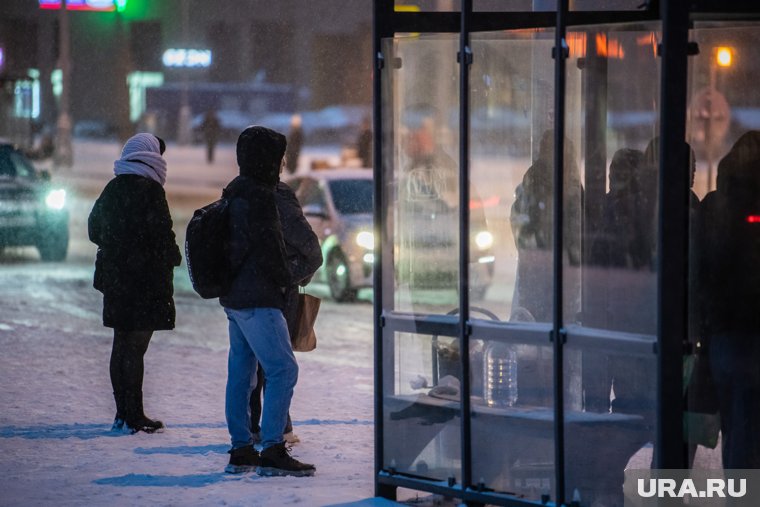 Мэр Сургута назвал локации, где появятся теплые остановки. Карта