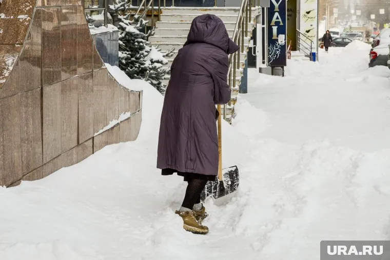 На неубранный снег в Перми отреагировала прокуратура (архивное фото)
