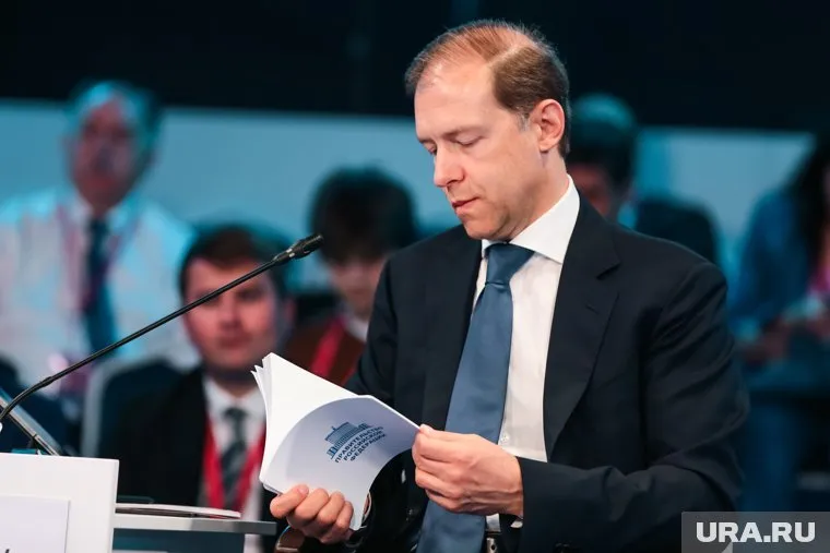 Мантуров заявил, что Курскую область покинуло 115 тысяч человек