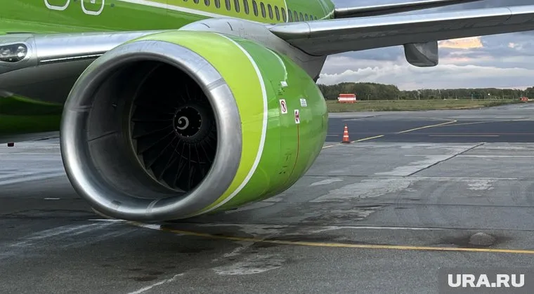 Самолеты остаются на земле