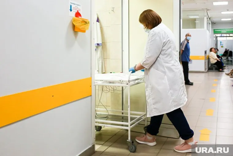 Употребление внутрь перекиси водорода может стать причиной обращения человека в больницу