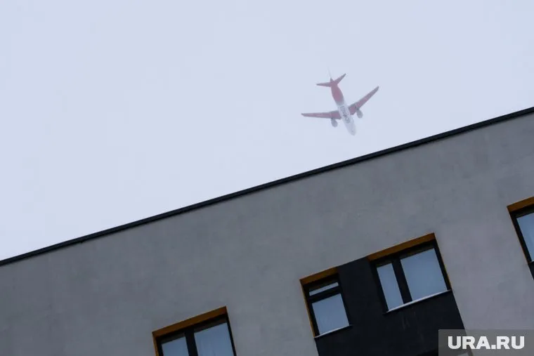 Самолет должен был вылететь из Екатеринбурга ночью 24 февраля