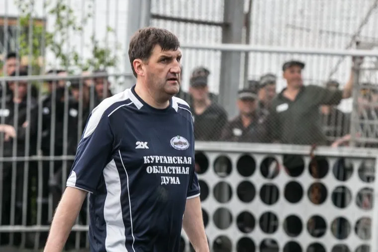 Футбольный матч между командами Курганской областной Думы и заключенными колонии №6. Иковка. Курганская обл, ярушин юрий