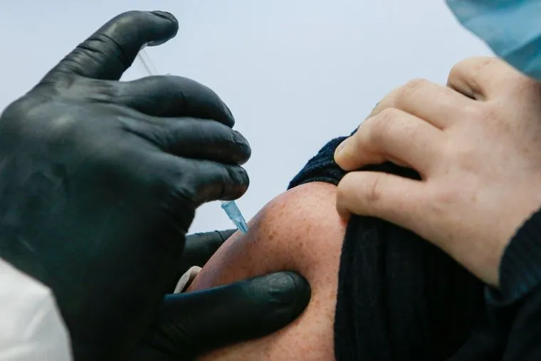 Мобильный пункт вакцинации от COVID-19. Екатеринбург