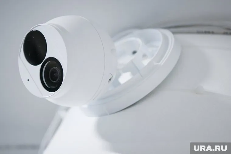 Суд обязал вартовчанку демонтировать видеокамеры