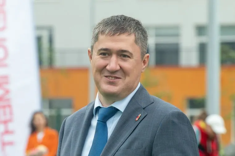 День знаний, открытие лицея N 10. Мкр Погоды. Пермь