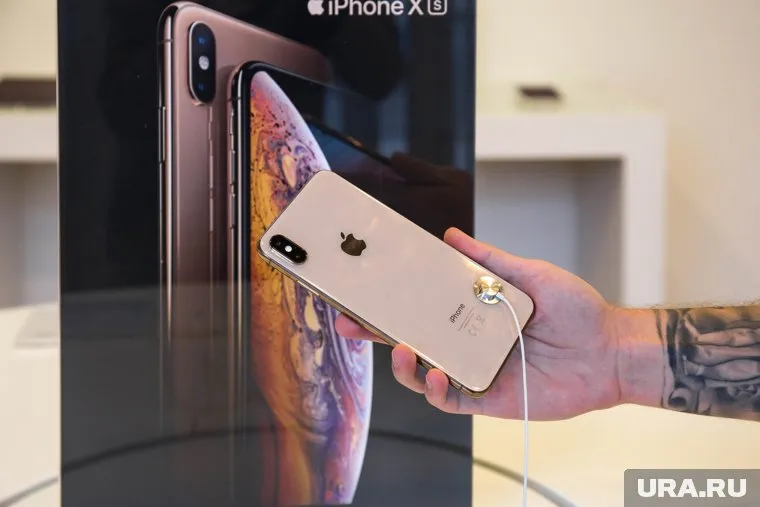 Гарнитура помогает соединить реальный мир с цифровым, заявили в компании