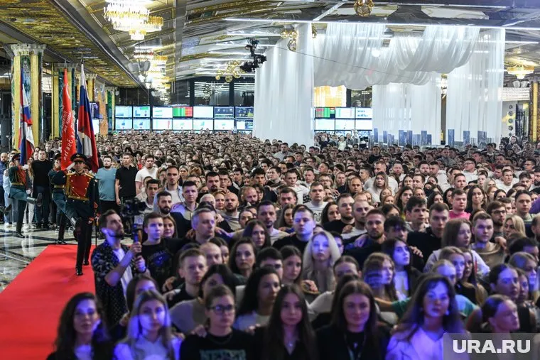 Флешмоб прошел возле офиса «Сима-ленда»