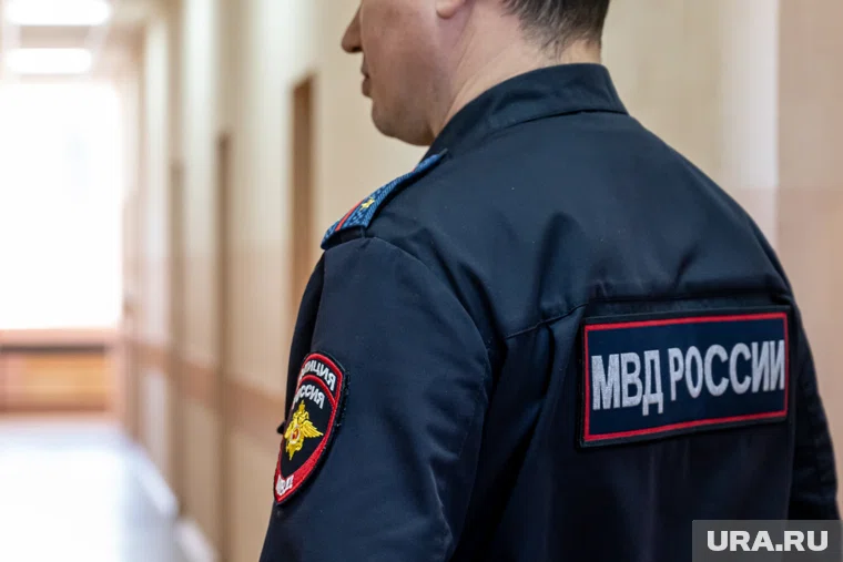 Участковый в Нижневартовске помог жителю изгнать злых духов из квартиры