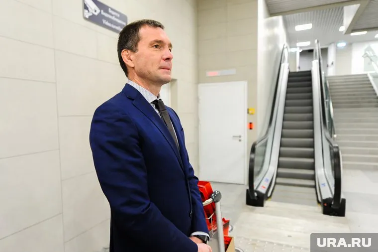 Директор челябинского аэропорта имени Курчатова Андрей Осипов был задержан сотрудниками УФСБ