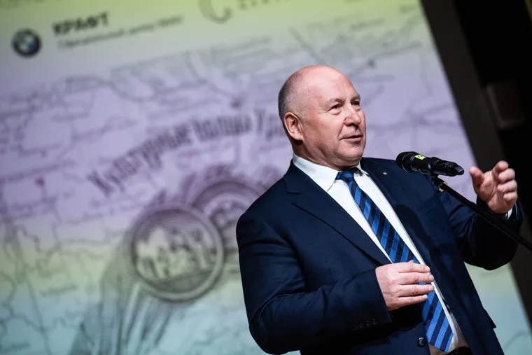 Презентация книги «Приходы. Культурные волны Урала». Екатеринбург