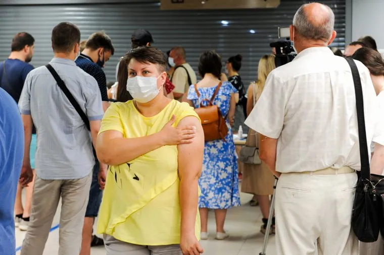 Вакцинация от COVID-19 в историческом парке «Россия – Моя история». Челябинск