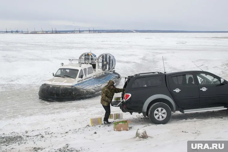 «Северречфлот» отменил рейсы судов на воздушной подушке в ХМАО из-за ледохода