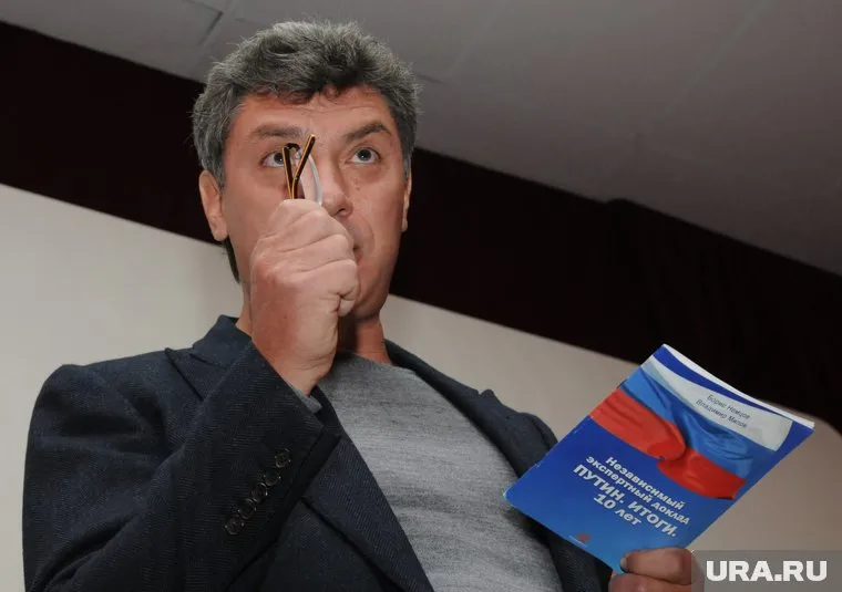 Немцов был убит шестью выстрелами в спину в ночь на 28 февраля 2015 года