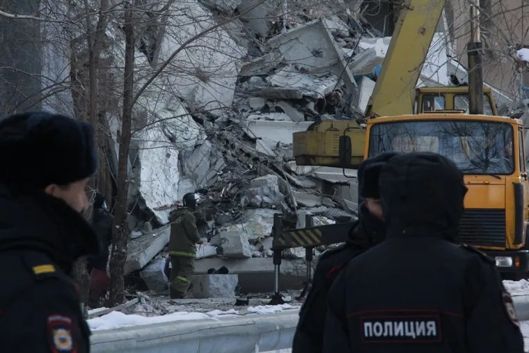 Взрыв бытового газа в доме № 164 на проспекте Карла Маркса. Часть 2. Магнитогорск, обрушение, полиция, последствия взрыва