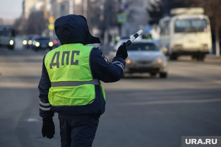 Экс-командира роты ГИБДД подозревают во взятках на 339 тысяч рублей (архивное фото)