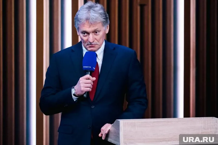 Песков рассказал, что резидент РФ в онлайн-режиме получал информацию о ЧП на объектах РФ