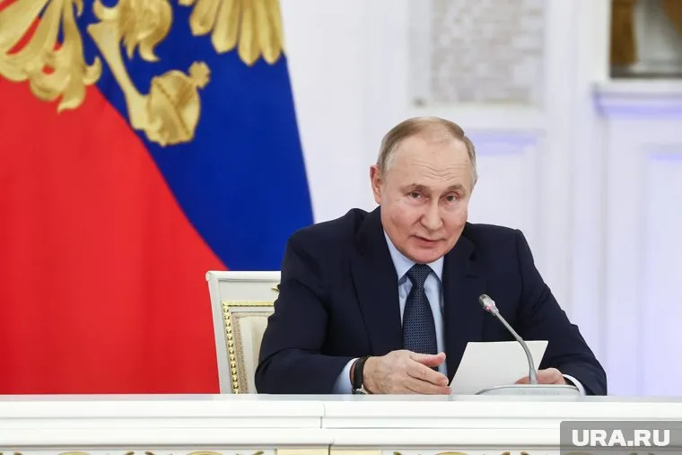 Путин заявил, что следует жить ради того, за что впоследствии можно умереть