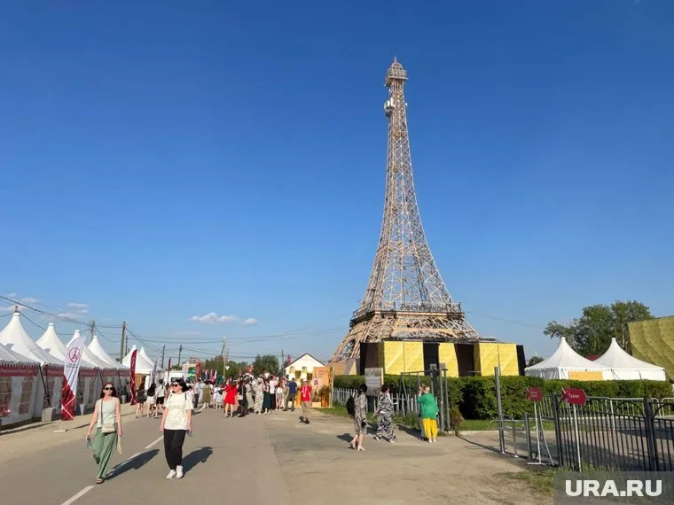В село Париж в Нагайбакском районе съехались любители бега и моды