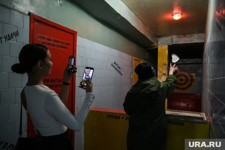 Большая часть челябинцев испытывает на работе постоянный стресс